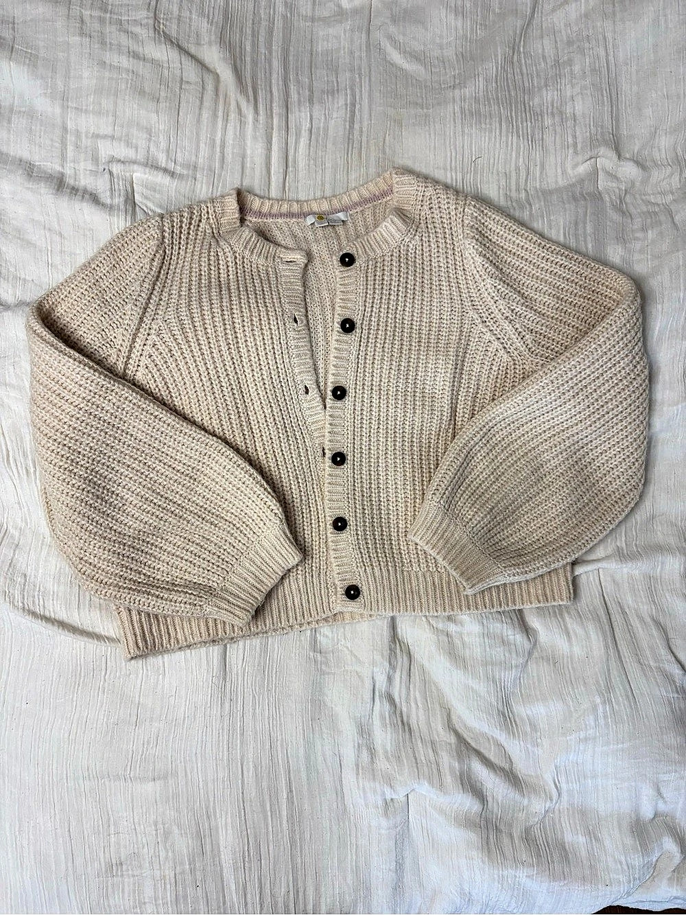 Boden Knit Button-Front Cardigan in Cream Size US 16/18